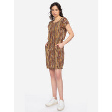 Lade das Bild in den Galerie-Viewer, Ato Berlin EcoVero Kleid 'Milou' yellow/brown
