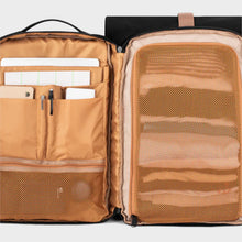 Lade das Bild in den Galerie-Viewer, 8000Kicks Nomad Hanf Rucksack grün
