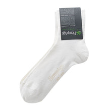Lade das Bild in den Galerie-Viewer, HempAge Hanf Socken ultralight weiß
